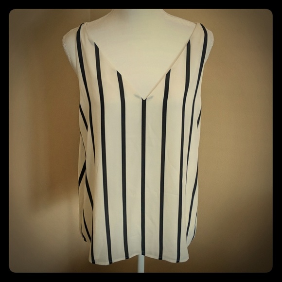 Express Tops - NWT Express Top